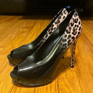 Gorgeous Cheetah & Black Peep Toe Heels 😍💕😍💕